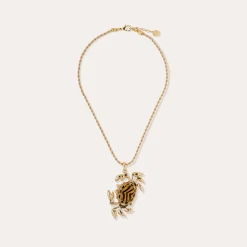Collier Karakos